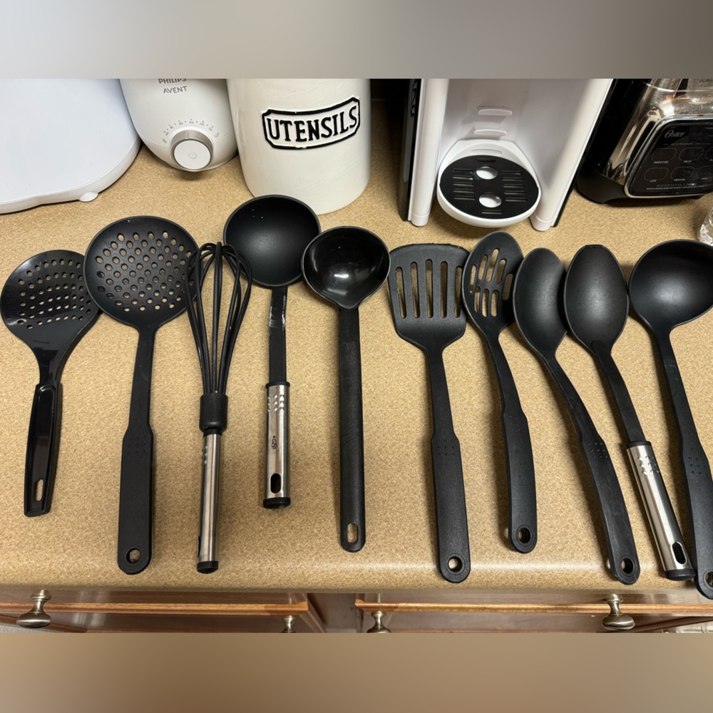 Random Kitchen Utensils
